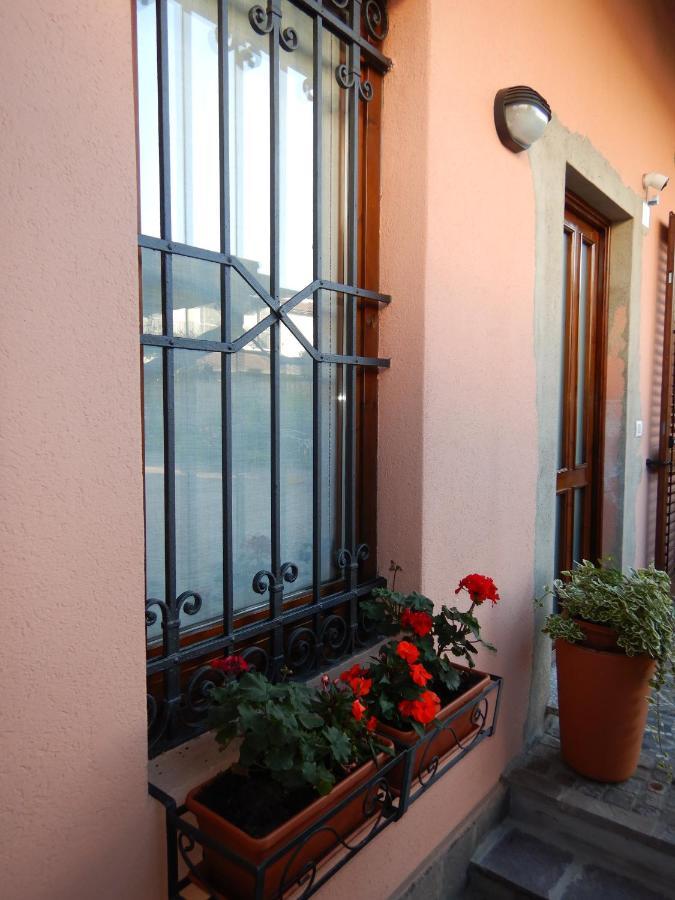 3Per3 Acomodação com café da manhã Busto Arsizio Exterior foto