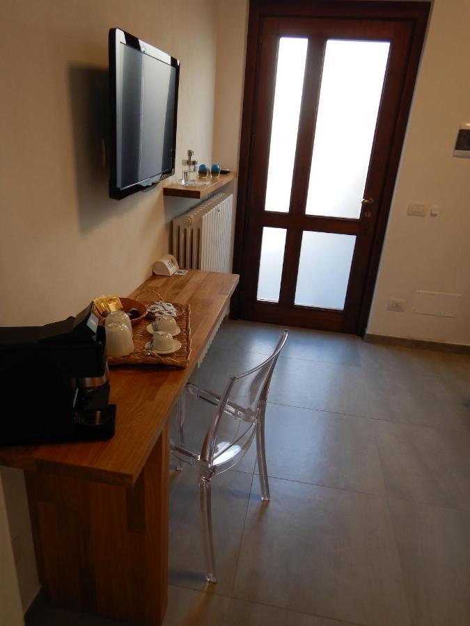 3Per3 Acomodação com café da manhã Busto Arsizio Exterior foto