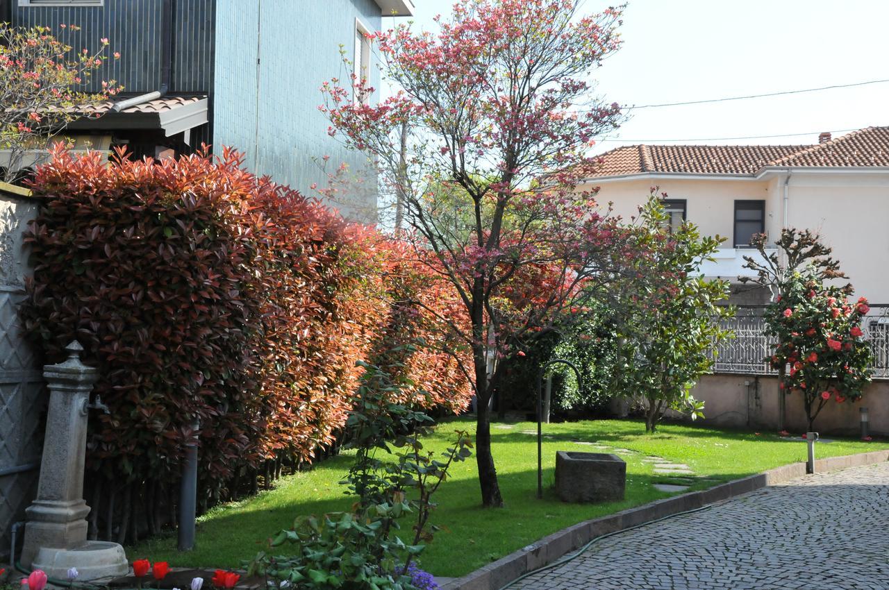 3Per3 Acomodação com café da manhã Busto Arsizio Exterior foto