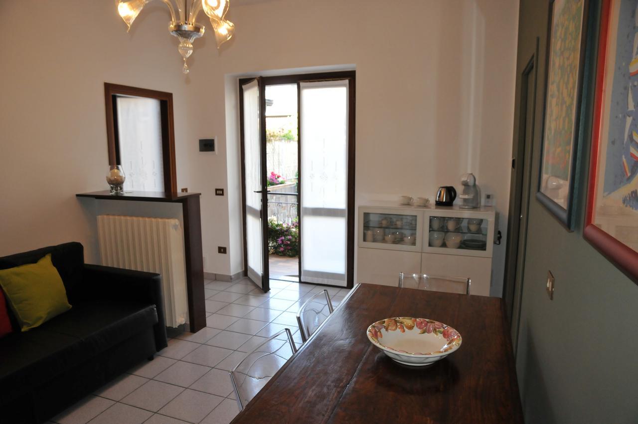 3Per3 Acomodação com café da manhã Busto Arsizio Exterior foto