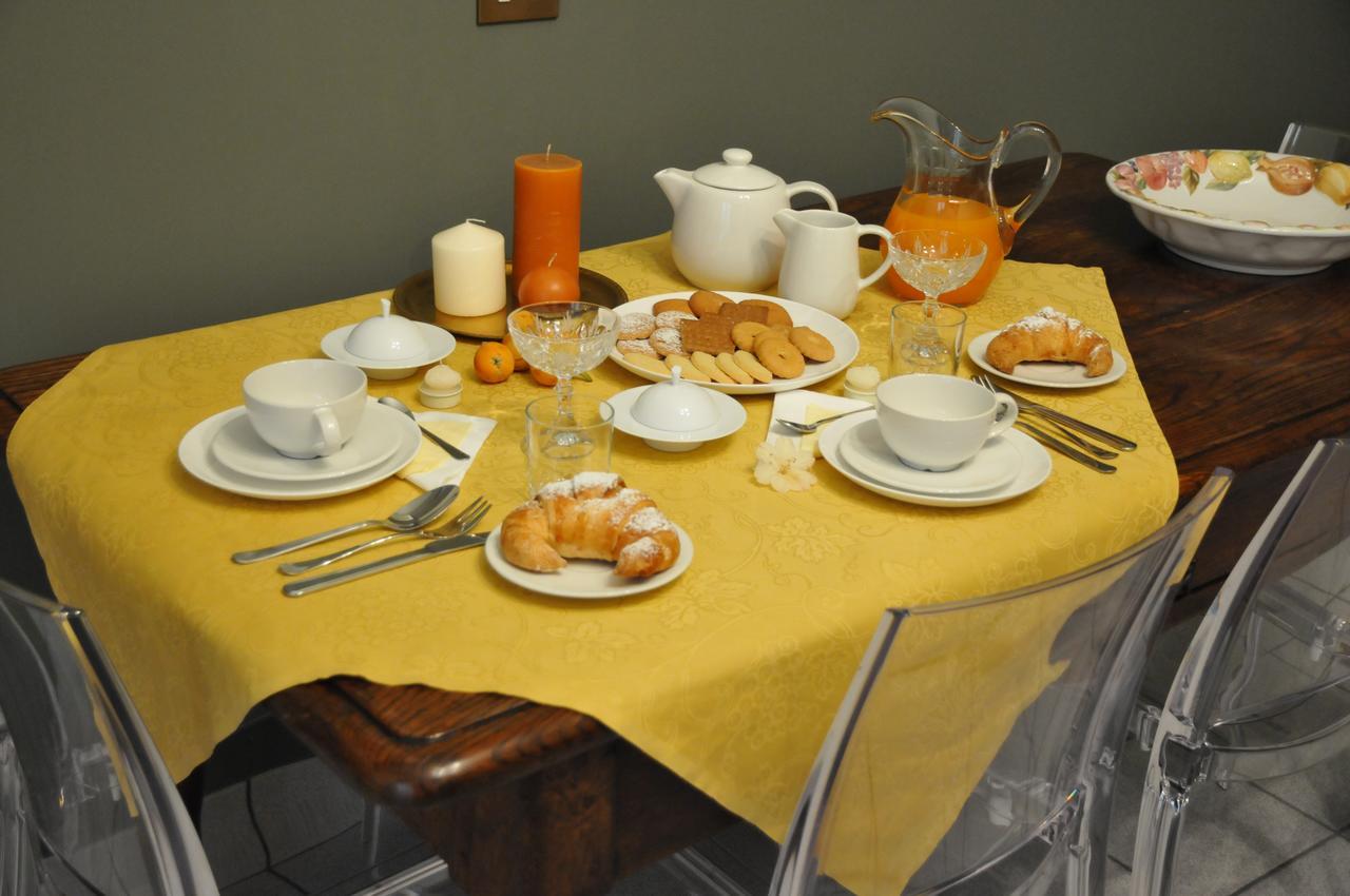 3Per3 Acomodação com café da manhã Busto Arsizio Exterior foto
